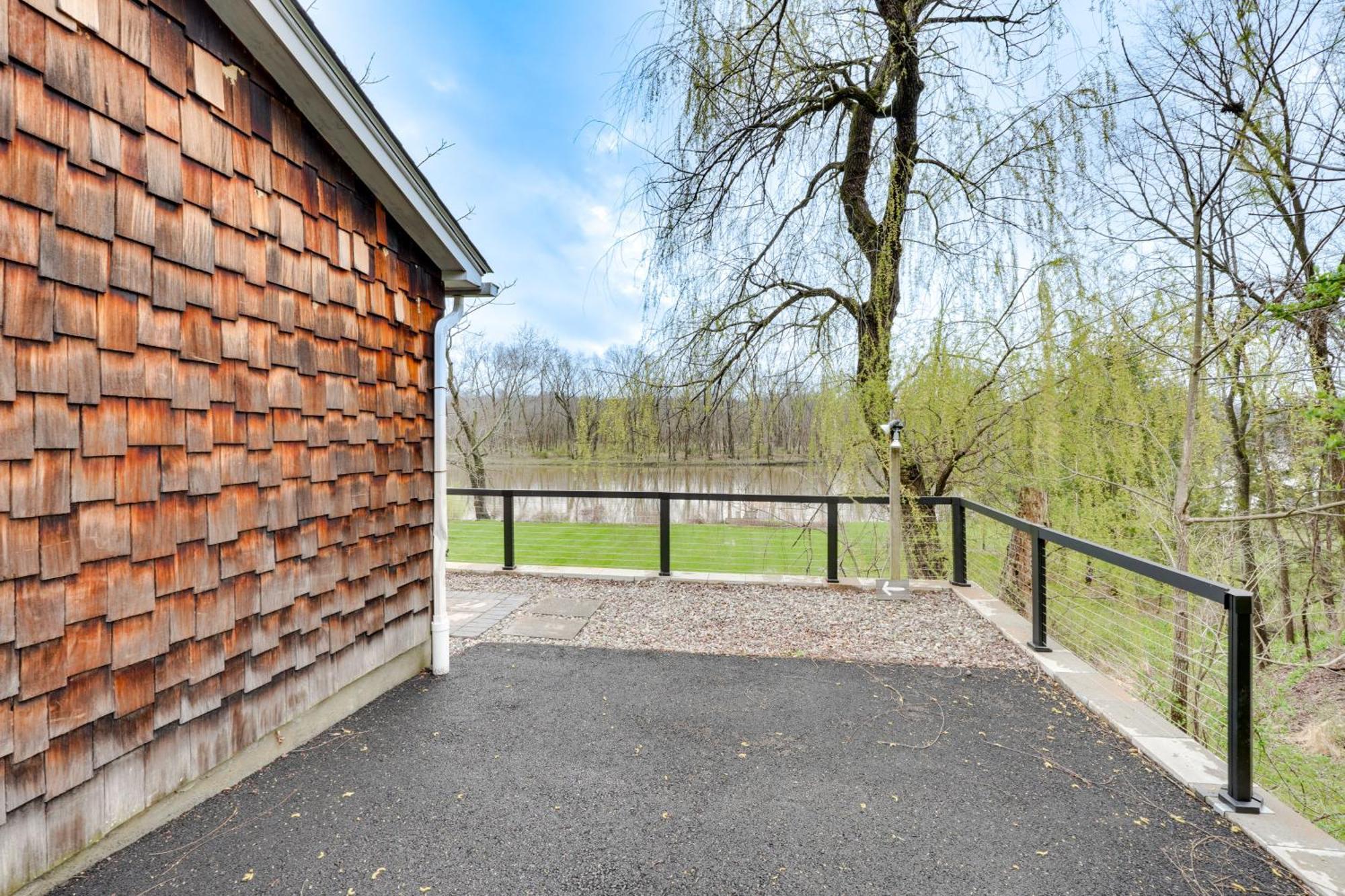 Cozy Upstate Studio With Walkill River Views! New Paltz Exteriör bild